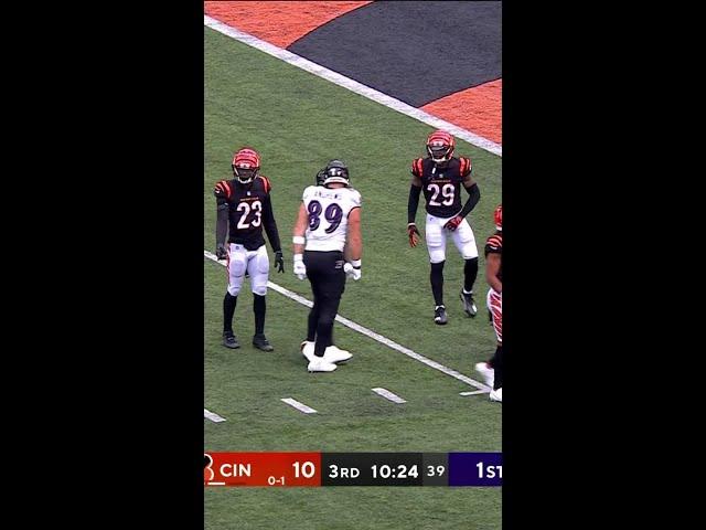 Zay Flowers with a spectacular catch for a 52-yard Gain vs. Cincinnati Bengals