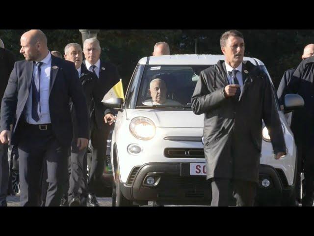 Pope Francis arrives at Brussels basilica | AFP