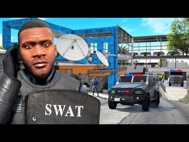 GTA 5 - Franklin's House is the NEW Swat Team HQ!