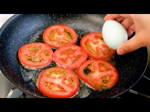 Just add eggs to 1 tomato!  Quick breakfast in 5 minutes. Simple and delicious