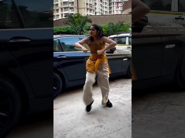 Vartika Jha #Dance #shorts #ytshorts #vartikaJha #VartikaJhaWorld , India's Best Dancer | Bollyvox