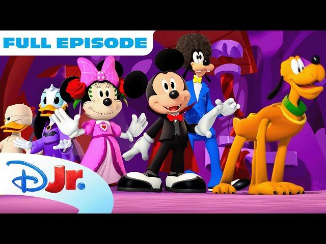 Mickey Mouse Funhouse Halloween Full Episode  | Giant Pluto & Pumpkin Carving! | @disneyjr
