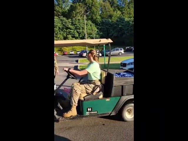 SRU Campus Move-In Day with the help of ROTC!