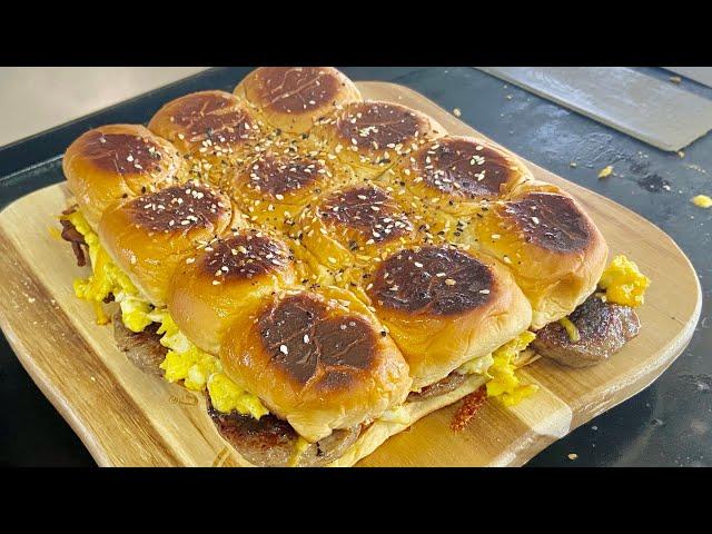 BREAKFAST SLIDERS ON THE BLACKSTONE GRIDDLE | BLACKSTONE GRIDDLE RECIPES