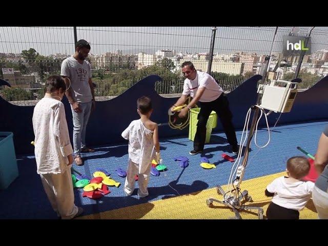 HDL La terraza del Hospital Materno de Málaga, una ludoteca al aire libre para los niños ingresados