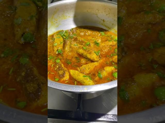 Chicken seekh curry || life with saima #flavoursofmykitchen #chickenseekhkebab #cookingwithflavor
