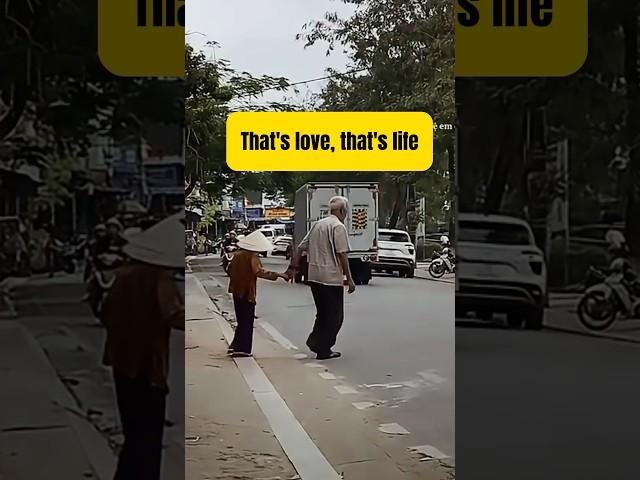 The Vietnamese man led his wife across the street, simply happy #vnetizen #lovestory #love #viral