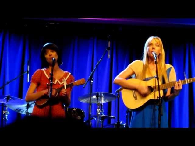 Garfunkel and Oates - The Loophole @ Musikfest Café, Bethlehem, PA 10/06/12