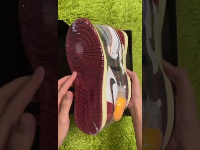 Jordan 1 packing #asmr #sneaker#sneakers #basketballshoes #shoefashion#shoe #sneakerstyle#nikeshoes
