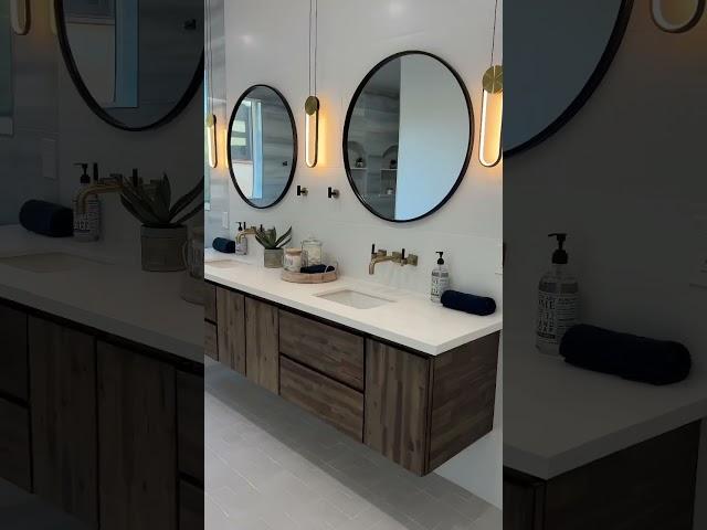  Main Bedroom and Bathroom in a Renovated House in Sherman Oaks, California