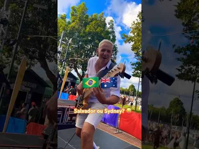 Carnaval em #sydney ️ MÚSICO na AUSTRALIA, o brasil é gigante! Viva axé, viva #salvador! #baixo