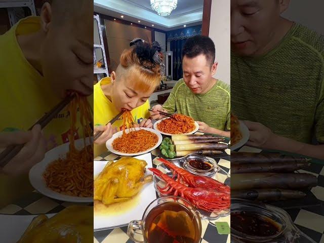 开饭了今天吃什么#eating show#eating challenge#husband and wife eating food#eating#mukbang #asmr eating