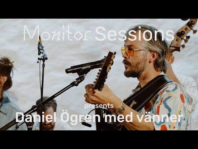 Daniel Ögren med vänner tolkar Allan Edwall – Vaggvisa | Monitor Sessions