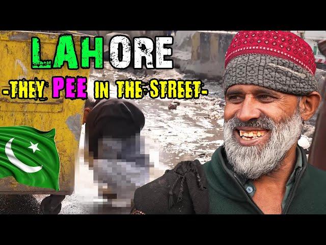 Life in PAKISTAN LAHORE, WEEK 2 DOCUMENTARY ! -THE WORLD'S DUSTIEST AND MOST UNHYGIENE CHAOTIC CITY