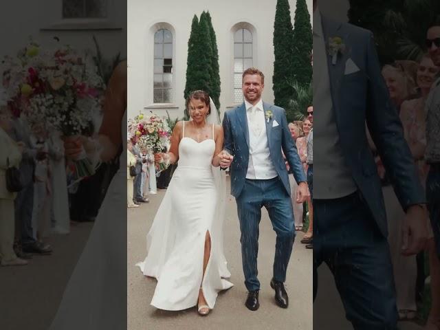 Hochzeitsauszug und Feier aus der Kirche #weddingfilm #weddingdress #hochzeitsfilm #hochzeitskleid