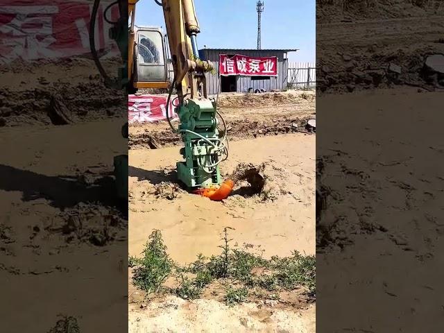 The hydraulic sand pump uses hydraulic power to drive the impeller to iver Desilting #Sand Pump
