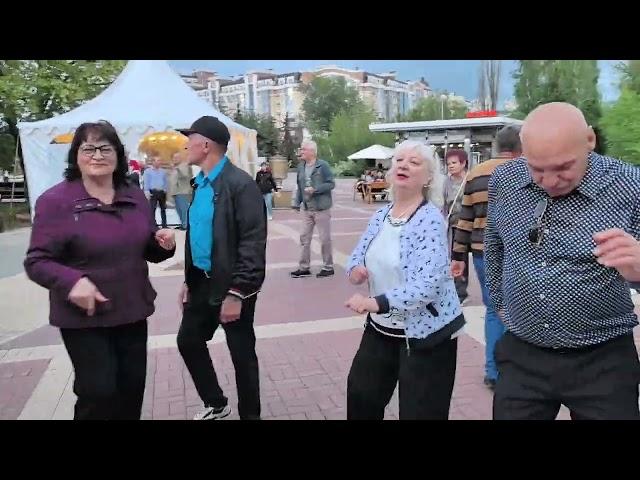 Танцуют все... 21.06.25...