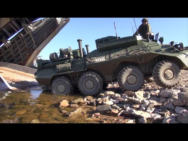 Vostok 2018: Pacific Fleet marine vehicles being loaded on major amphibious ships