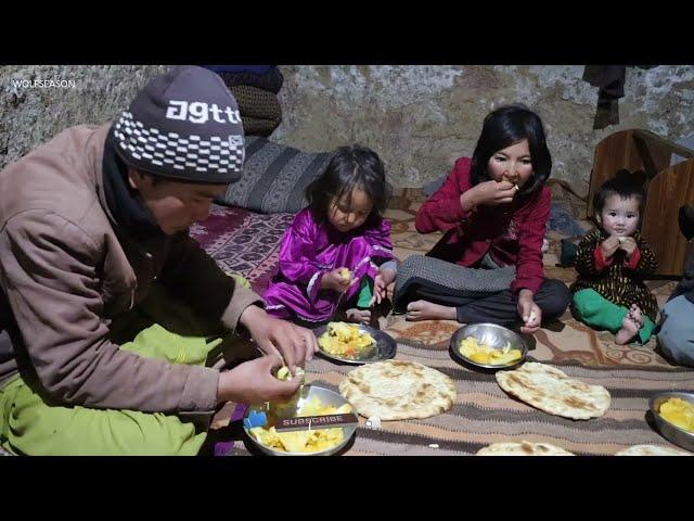 Ramadan Month in Afghanistan Cave & Cooking Village Food | Village Life of Afghanistan