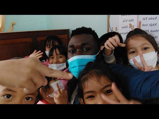 Black in Vietnam  2022 | Teaching English Abroad - Người nước ngoài ở Việt nam #shorts