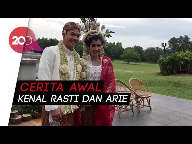 Ardina Rasti dan Arie Dwi Andika Bertemu di Musala