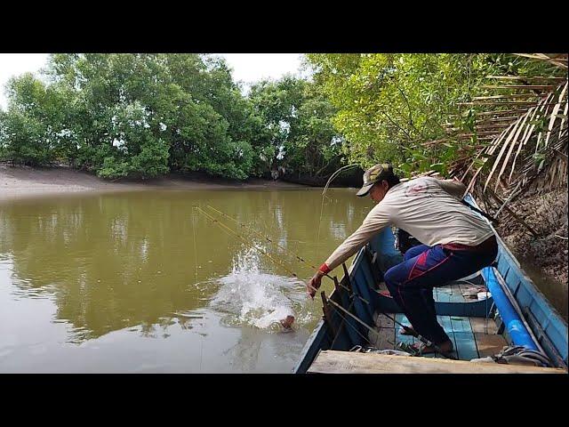 Three rods strike almost simultaneously