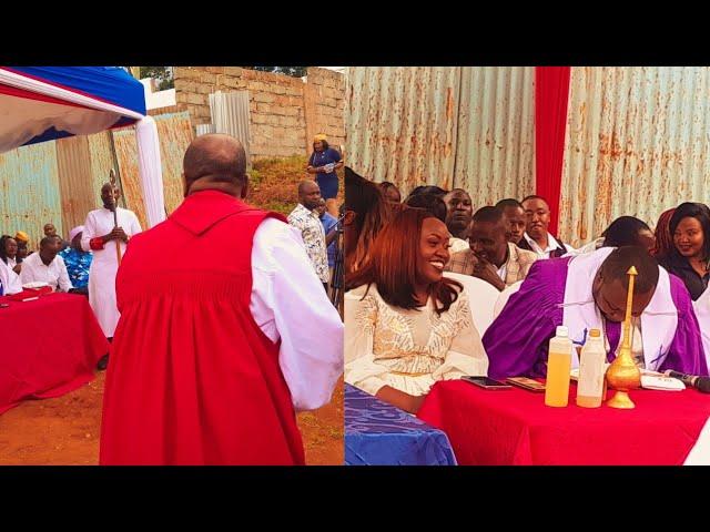 Bishop jj gutuma andu mague na mitheko akiumiriria dama wa mobile