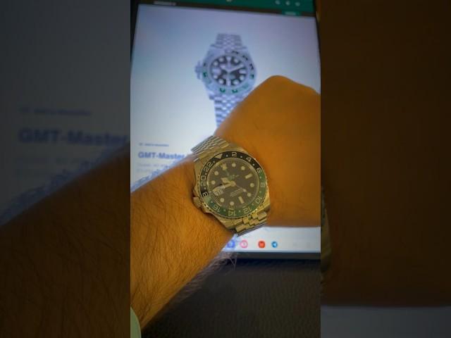 I’m left handed babe! #rolex #luxurywatches #rolexgmt #luxurylifestyle