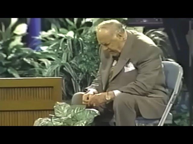 Pray in TONGUES with Kenneth Hagin for 10 Mins.  #kennethhagin #prayer