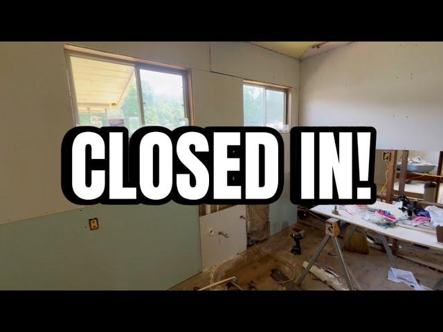 JUST MY LUCK! Closing in the KITCHEN!
