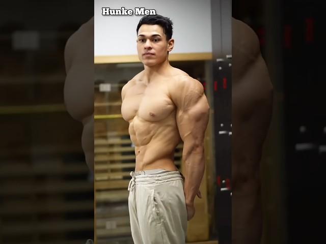 Large, toned muscles#aesthetic#motivation#biceps#abs#chest#posing#model#workout#hunk#gym#body#bulge