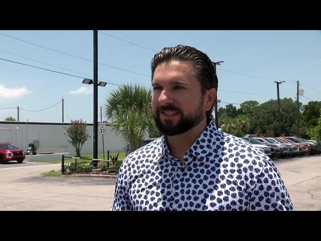 VIDEO: Thieves steal 15 catalytic converters from Pasco County car dealership