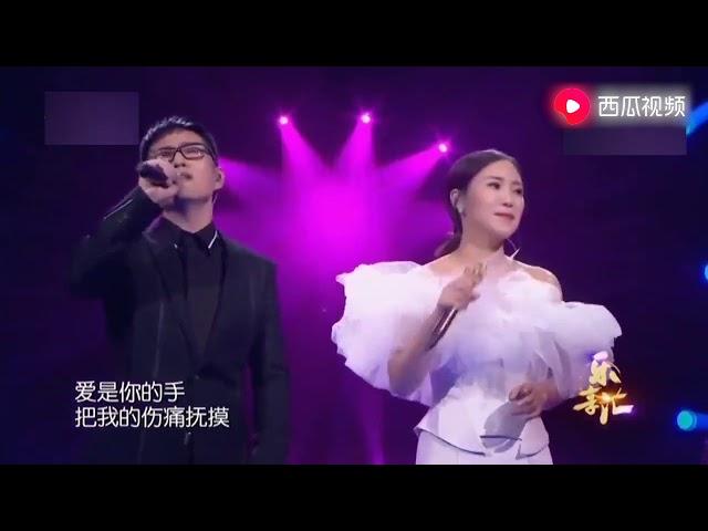 云朵演唱会《爱是你我》， 云朵&石头演唱