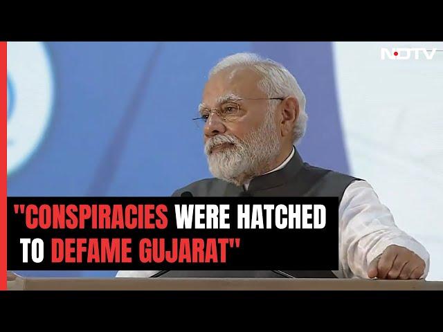 PM Modi At Vibrant Gujarat Summit: "Conspiracies Were Hatched Against State"