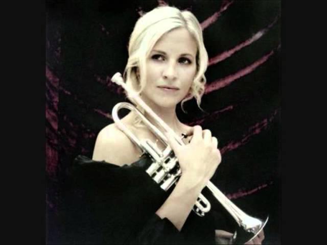 Alison Balsom Bach Trio Sonata in C  BWV 529