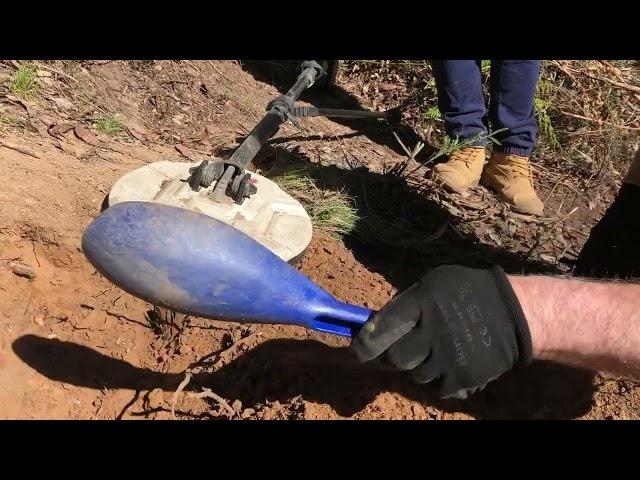 Look Out - THE SCOOP IS OUT!! Detecting for GOLD in Victorian Goldfields - PART1