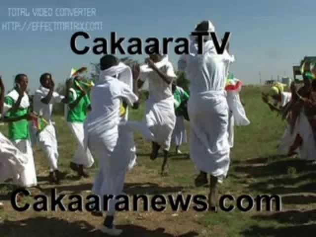 Dhaanto Samsamey Jacayl Sun maloo cabaa (Bashiir)