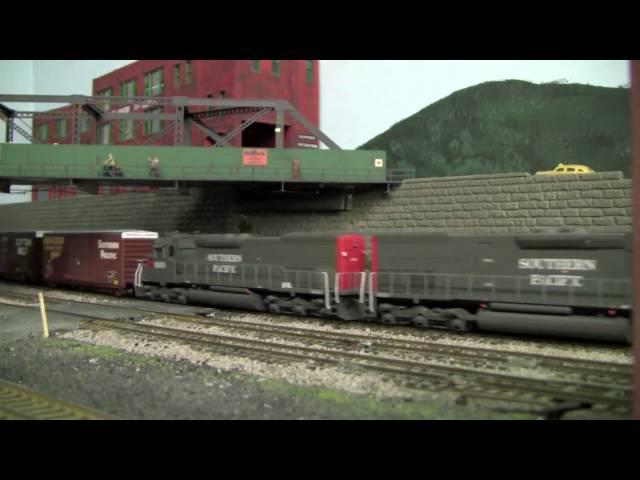 DCCinstalled: HO Scale Athearn SD45T-2's with Soundtraxx Tsunami Sound