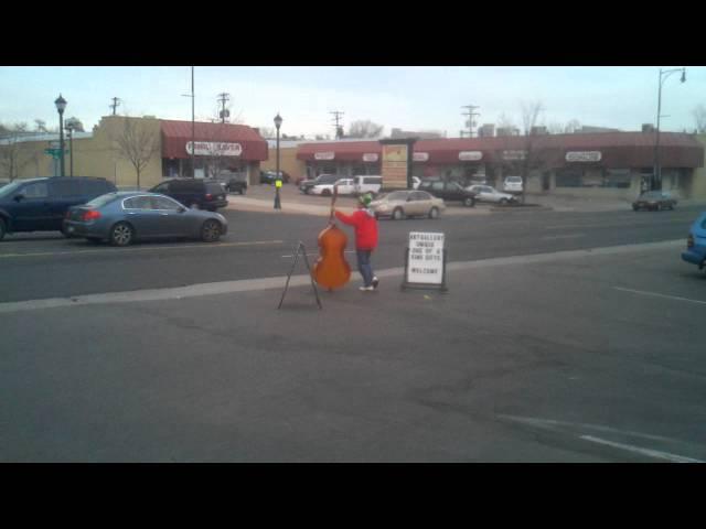 Upright Bass (Sign) Spinnin' @ Mi Vida Strings - 3/12/2011