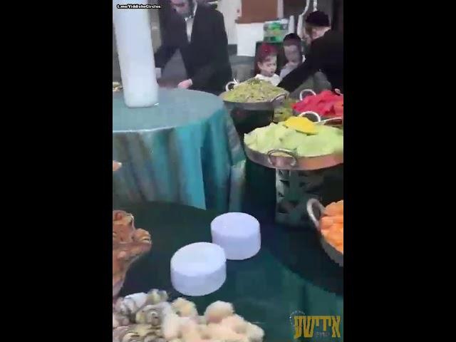 באצאלטע אנאנס: הערליכע שבת הגדול דורך אלי פריעדמאן פראדוקציע