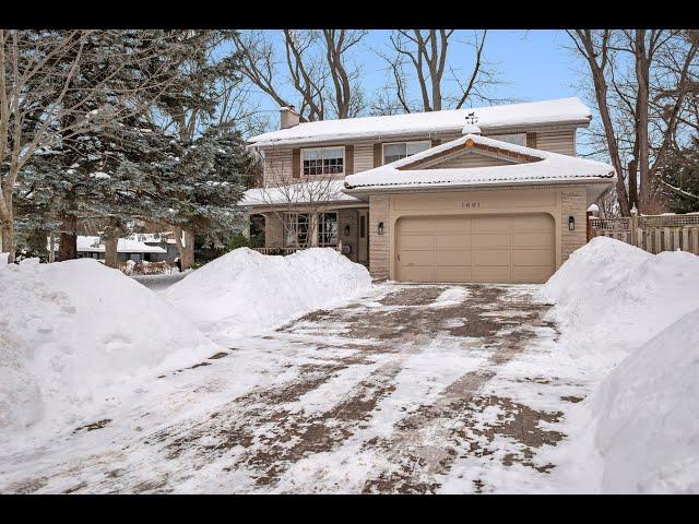 1601 Calumet Place, Mississauga, ON - Sotheby's International Realty Canada