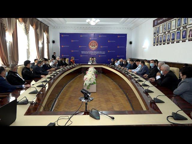 Новые судьи Верховного суда Кыргызской Республики избраны в составы судебных коллегий