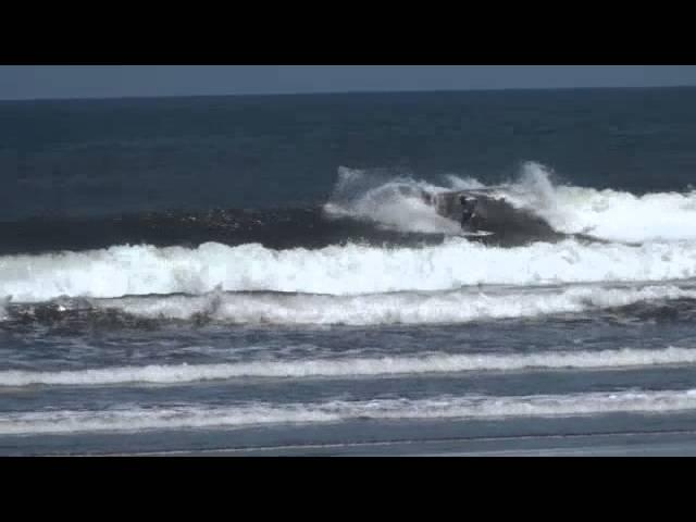 Judson Krosney surfing 2009