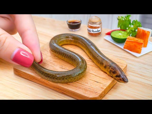 Catch and Cook Eel  How to Make Grilled Eel Over Rice in Tiny Kitchen Cooking | Mini Yummy