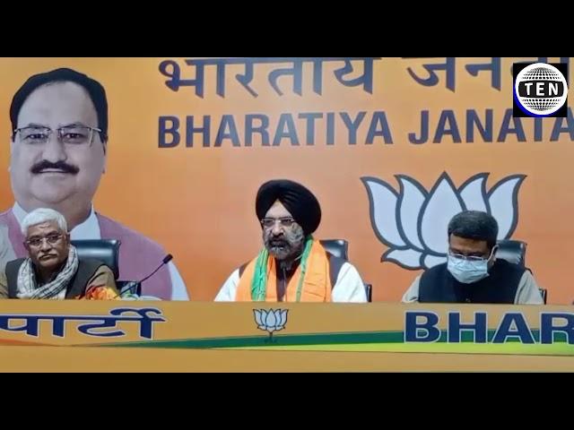 Sikh leader Manjinder Sirsa quits Akali Dal and joins BJP ahead of Punjab Polls