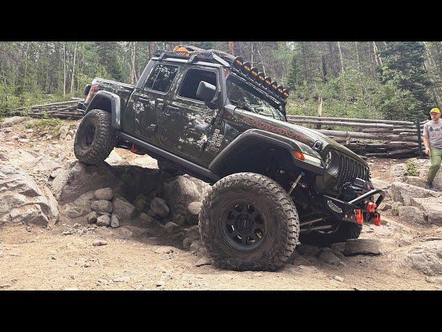 Jeep Gladiator Crawling and Camping at Grizzly Lake (Colorado)