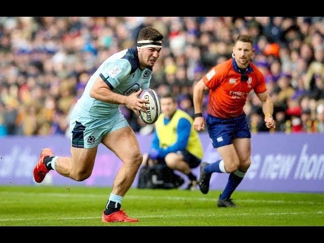 Alert McInally dashes in for third Scotland try! | Guinness Six Nations