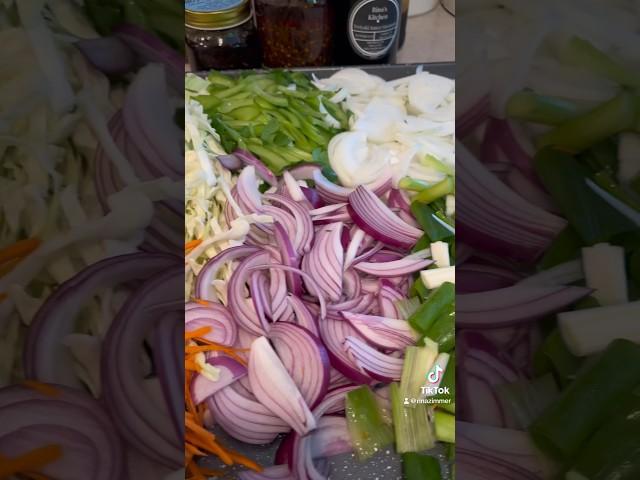 Preparing tonight orders #asian #delicious #food #chowmein #noodles @RinasKitchenCookingBaking @DaFuSauces211