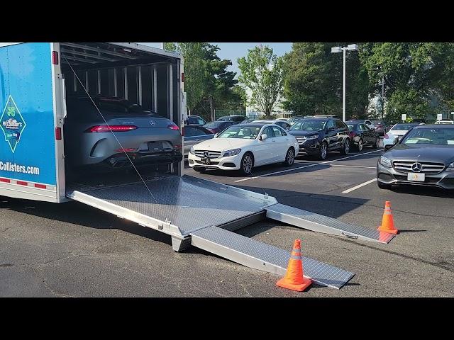 Mercedes-Benz GT63C4 unloading