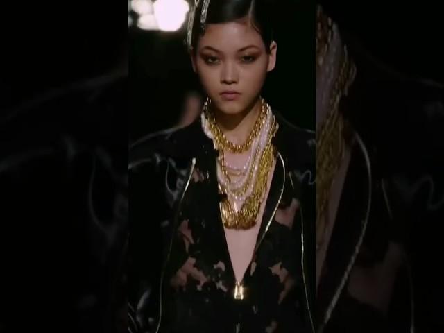 Mika Schneider killing it on the runway #model #fashion #runway #vsfs